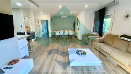 Casa adosada de alquiler en Calle Vallespir, Alella - Foto 4