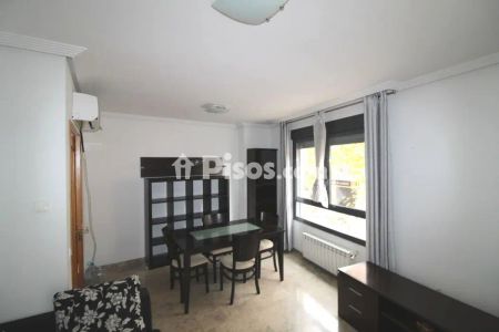 Dúplex en alquiler en Calle de Aragón - Foto 2