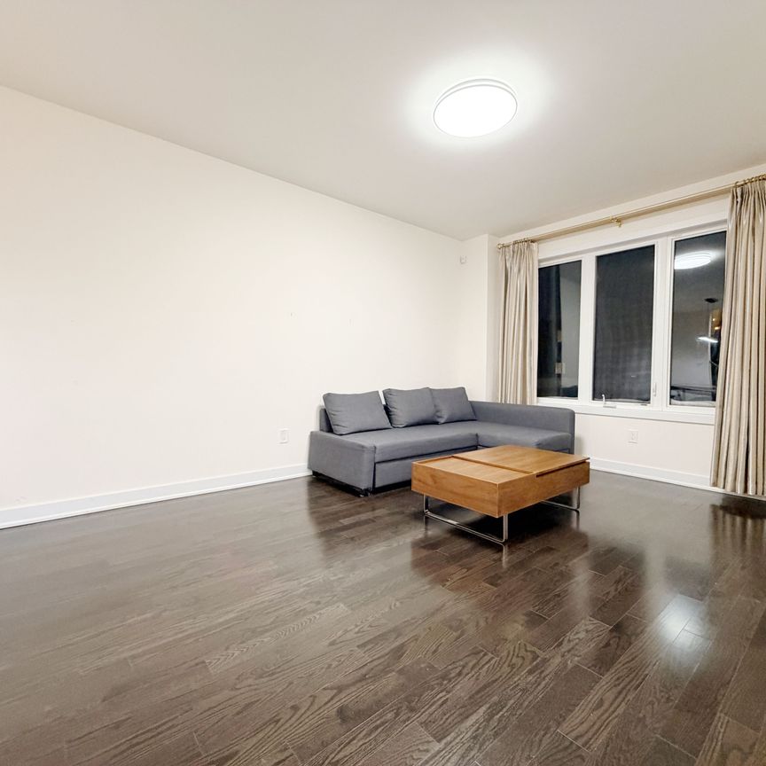 For Lease - 8 Anchusa Drive, Richmond Hill, Ontario - Photo 1