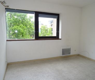 Location Appartement 1 pièce 17m² ORLEANS 45000 - Photo 1