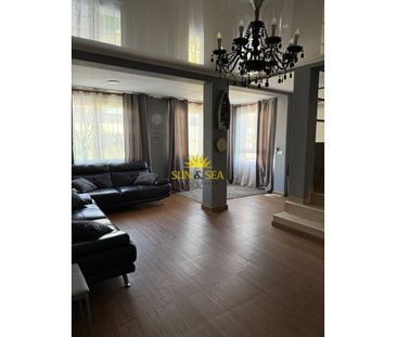 5 BEDROOM VILLA - TORREVIEJA - Photo 1