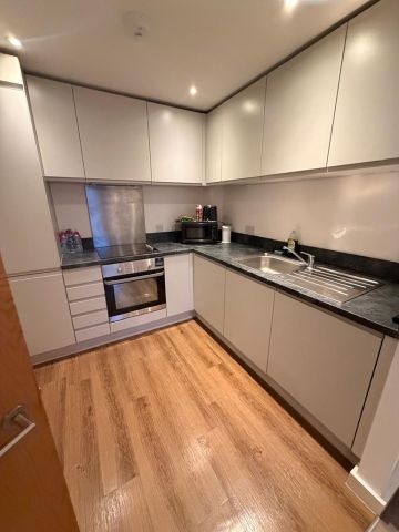 1 Bed Flat, Lydia Ann St, L1 - Photo 4