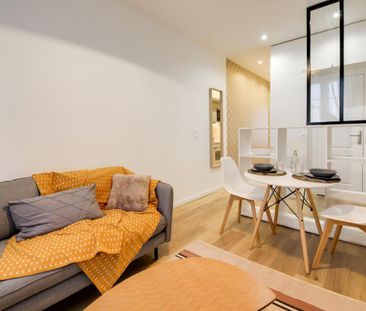 Location Appartement 2 pièces Meublé 33m² LYON 8ème - Photo 3
