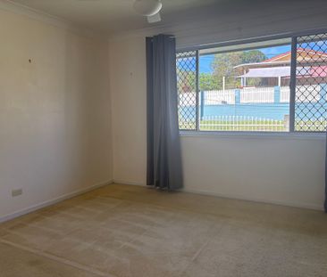 18 Laurinda Crs, Springwood QLD 4127 - House For Rent | Domain - Photo 5