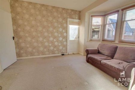 Anchor Road, Clacton On Sea, CO15 - Photo 3