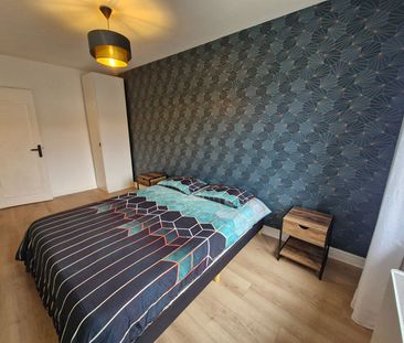 Location Appartement 3 pièces 72m² - Photo 3