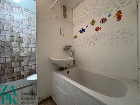 Pronájem bytu 1+kk a garsoniéry 28 m², třída Bří Čapků, Hodonín - Photo 3