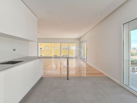 4 room luxury Flat for rent in Sao Joao do Estoril, Cascais e Estoril, Cascais, Lisbon - Photo 4