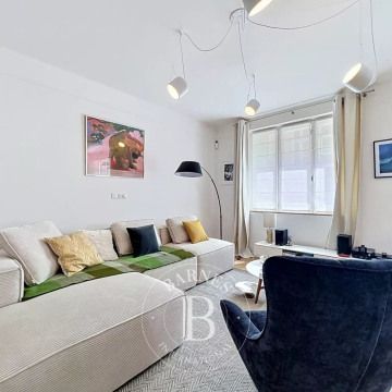 Appartement • Gros Caillou - Photo 1