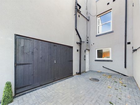 1 Bedroom Shared House - Photo 2