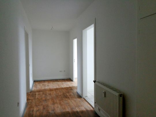 Modernisierte 2-Zimmer Wohnung über den Dächern von Bilk! - Foto 1