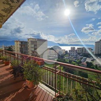 5 locali in affitto - Photo 1
