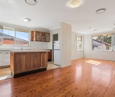 SINGLE STORY BRICK HOME IN A BLUE-RIBBON LOCATION - Photo 1