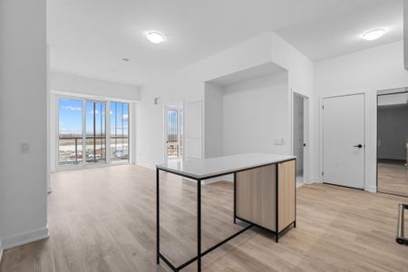 For Lease - 220 Missinnihe Way Unit# 307, Mississauga, Ontario - Photo 4