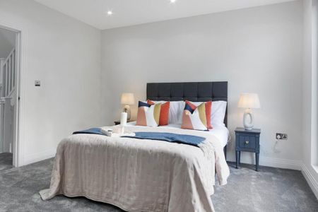 5 bedroom semi-detached house to rent - Photo 5