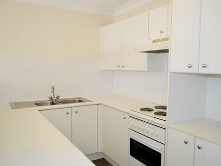 30/12 Avalon Court, Albermarle Street, Phillip ACT 2606 - House For Rent | Domain - Photo 3