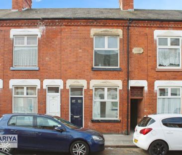 4 bedroom terraced house to rent - Photo 5