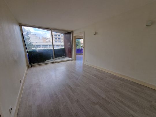 Location Appartement 2 pièces 50m² ANNEMASSE 74100 - Photo 1
