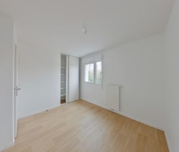 Location Appartement 4 pièces 85m² POITIERS 86000 - Photo 2