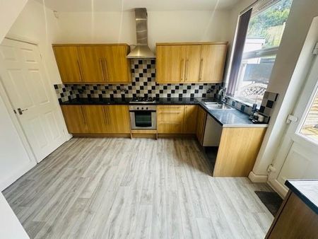 1 bedroom end of terrace house to rent - Photo 3