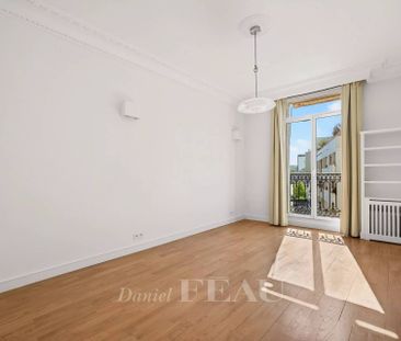 Location appartement, Paris 7ème (75007), 7 pièces, 245.88 m², ref ... - Photo 4