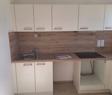 T4 NEUF AVEC LOGGIA + PARKINGS - Photo 4