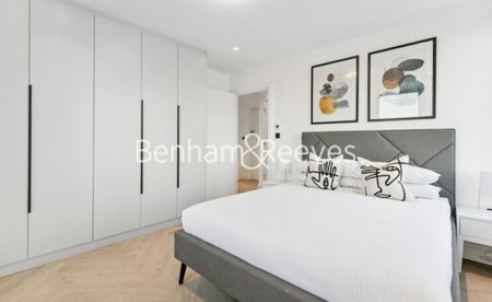 2 Bedroom flat to rent in Durnsford House, Durnsford Road, SW19 - Photo 4