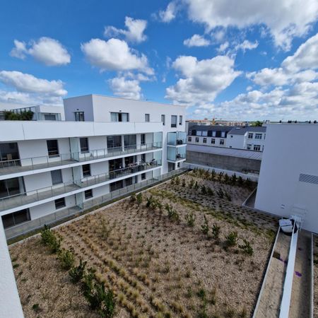 Location Appartement 1 pièce 26m² LA ROCHE SUR YON 85000 - Photo 4