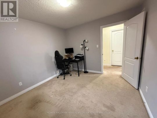 40 CHATTERSON STREET - Photo 1