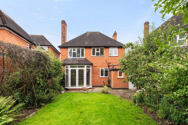 4 bedroom detached house to rent - Photo 1