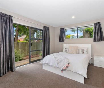 Private Modern room available - Photo 5