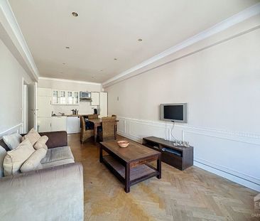Appartement te huur in Elsene voor € 1.100 met 1 slaapkamer - Photo 3