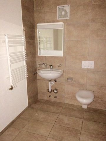 Wohnen mit Komfort: Stilvolle 2-Zimmerwohnung mit Balkon - Photo 2