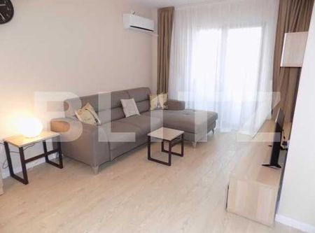 2 camere, 60 mp, decomandat, mobilat modern, imobil nou, garaj, priveliste complex Park Lake - Fotografie 2