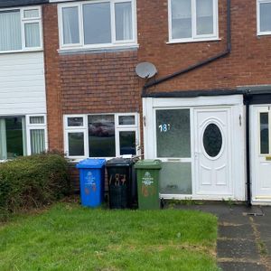 3 bedroom terraced house to rent - Photo 3