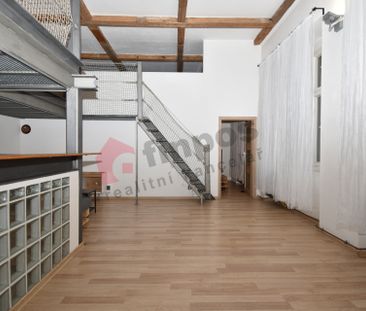 Pronájem bytu 2+kk 79 m², Pernerova 121, Praha Karlín - Photo 6