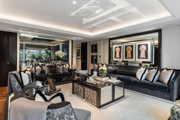 Trophy Duplex Apartment in the heart of Mayfair - Photo 1