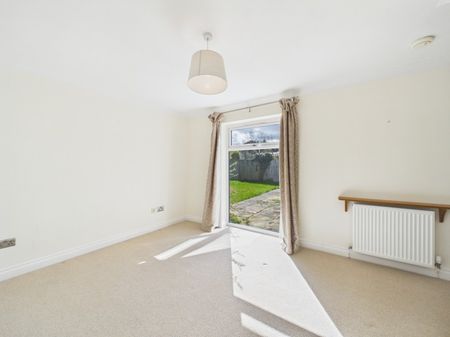 Bella Vista, Woodmancote, Cheltenham, GL52 - Photo 4