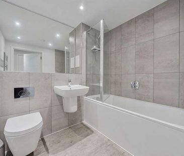 Silver Street, Reading, RG1 - Photo 2