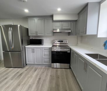 For Lease - 5522 Fleur-De-Lis Court, Mississauga, Ontario - Photo 3
