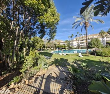 Alquiler de piso en Avenida Príncipe Salman s/n - Photo 4