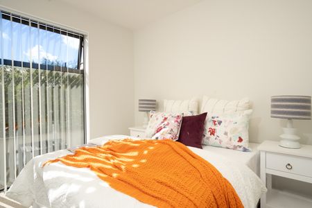 MANGERE BRIDGE, 3 BEDROOMS - Photo 5