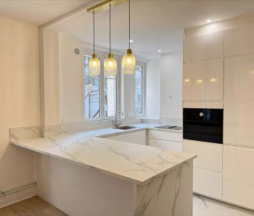 Appartement meublé neuf de 59 m2 rénové en entier - 1 chambre avec ... - Photo 5