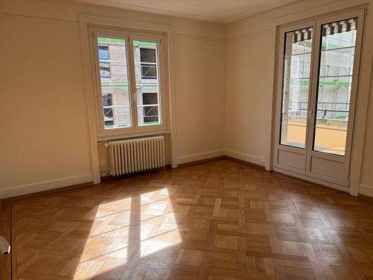 Charmant 2,5 pièces entièrement rénové - Foto 1