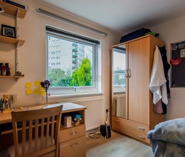 5 bedroom terraced house to rent - Photo 5