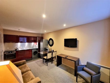 1 bedroom flat to rent - Photo 4