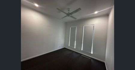 Terrace Family Home - Photo 4