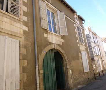 Location Appartement 1 pièce 26m² POITIERS 86000 - Photo 4