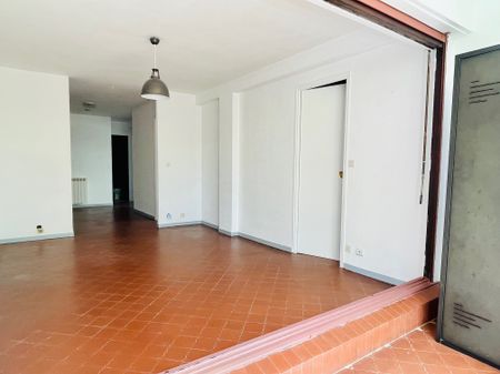 Location Appartement 4 pièces 67m² LA GRANDE MOTTE 34280 - Photo 2