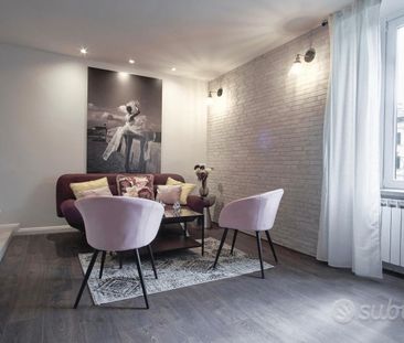Open-space con terrazzo a Bergamo - Photo 2